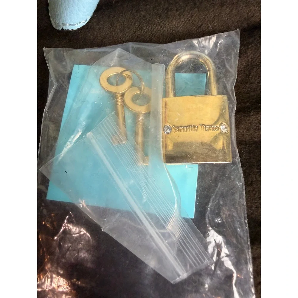Samantha Thavasa Light Blue‎ Pebbled Leather Satchel Bag with Gold Hardware